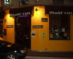 "Shkoun Hadouma"  (en Arabe:"Qui c'est ceux-la") en Concert le samedi 25 septembre 2004  l'OSmOZ' CAFE (bar culturel) 36 rue de Sambre et Meuse 75010 Paris - Photos Concerts Groupes Vinyleticketomania